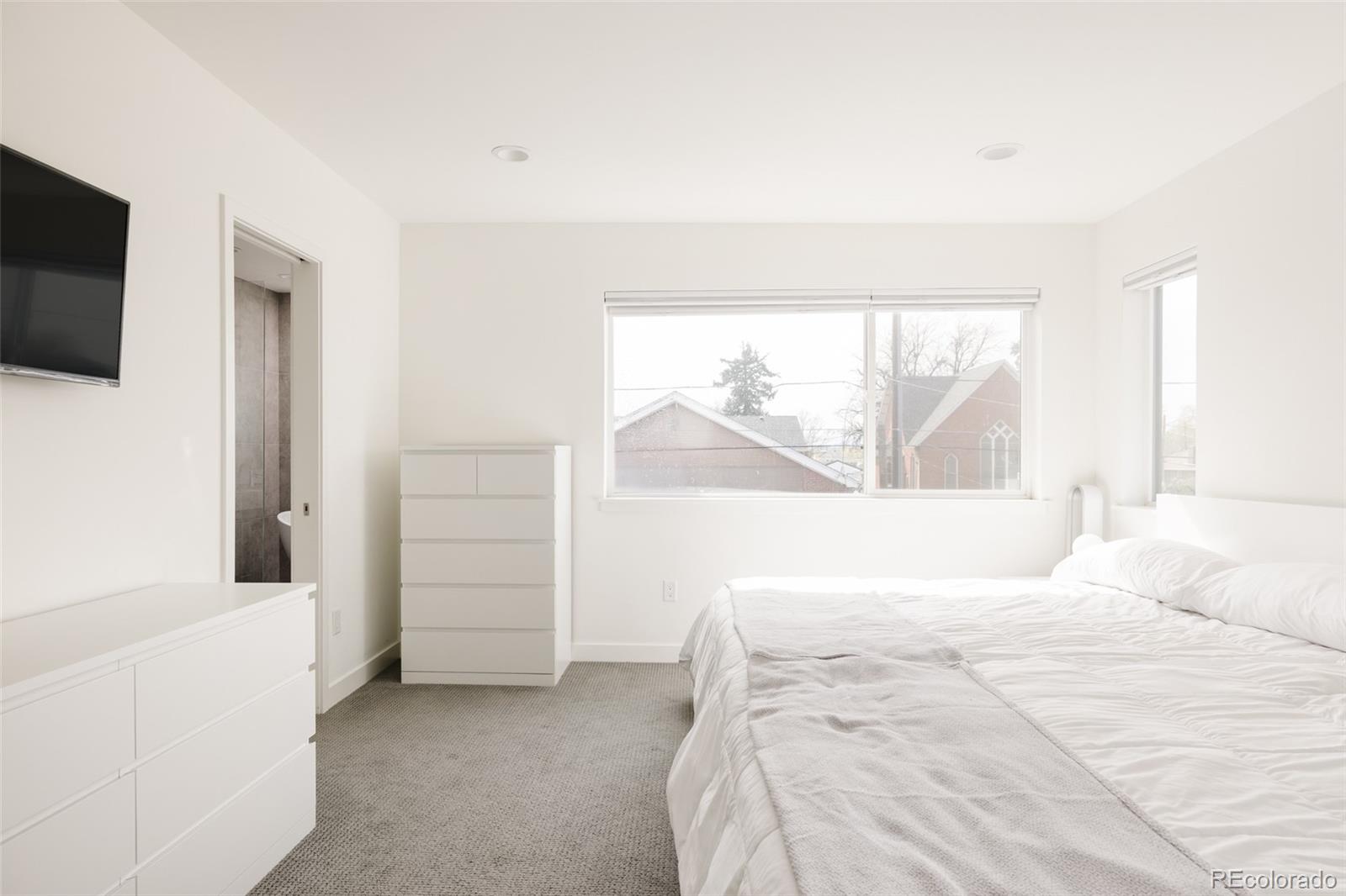 MLS Image #25 for 2321 s acoma street,denver, Colorado