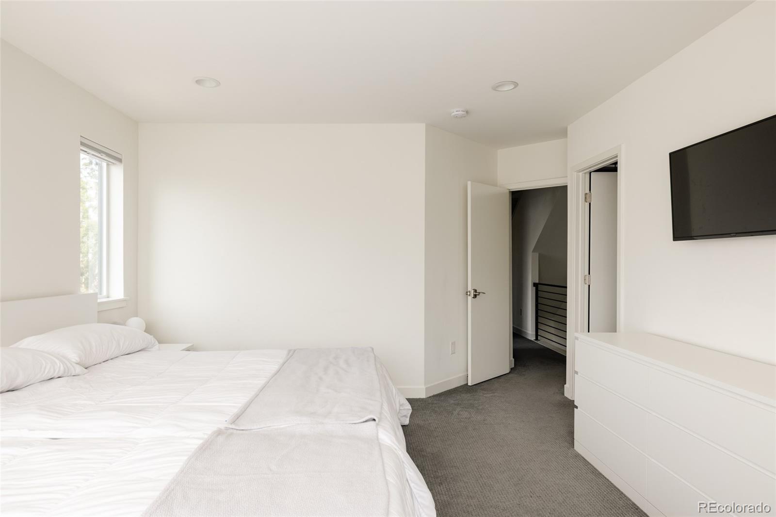 MLS Image #26 for 2321 s acoma street,denver, Colorado