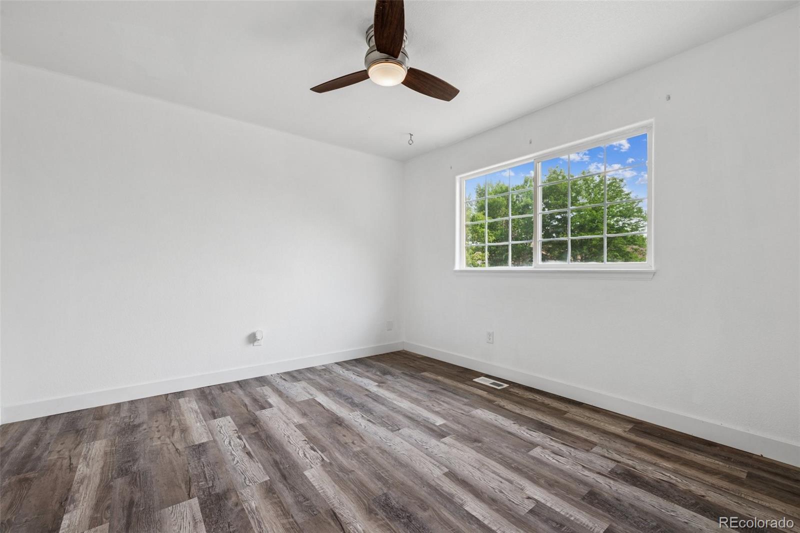 MLS Image #12 for 647  berwick avenue,firestone, Colorado