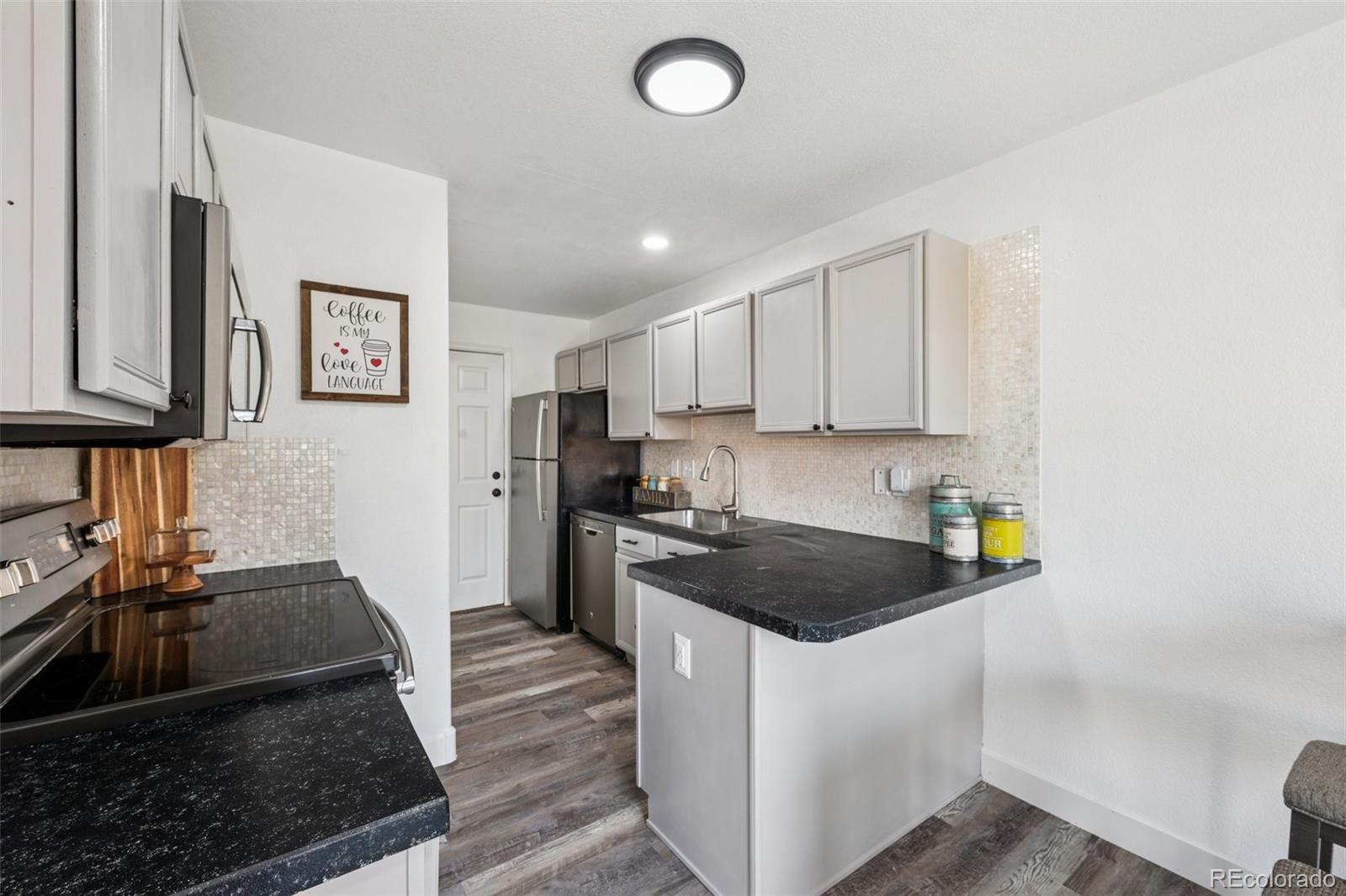 MLS Image #7 for 647  berwick avenue,firestone, Colorado