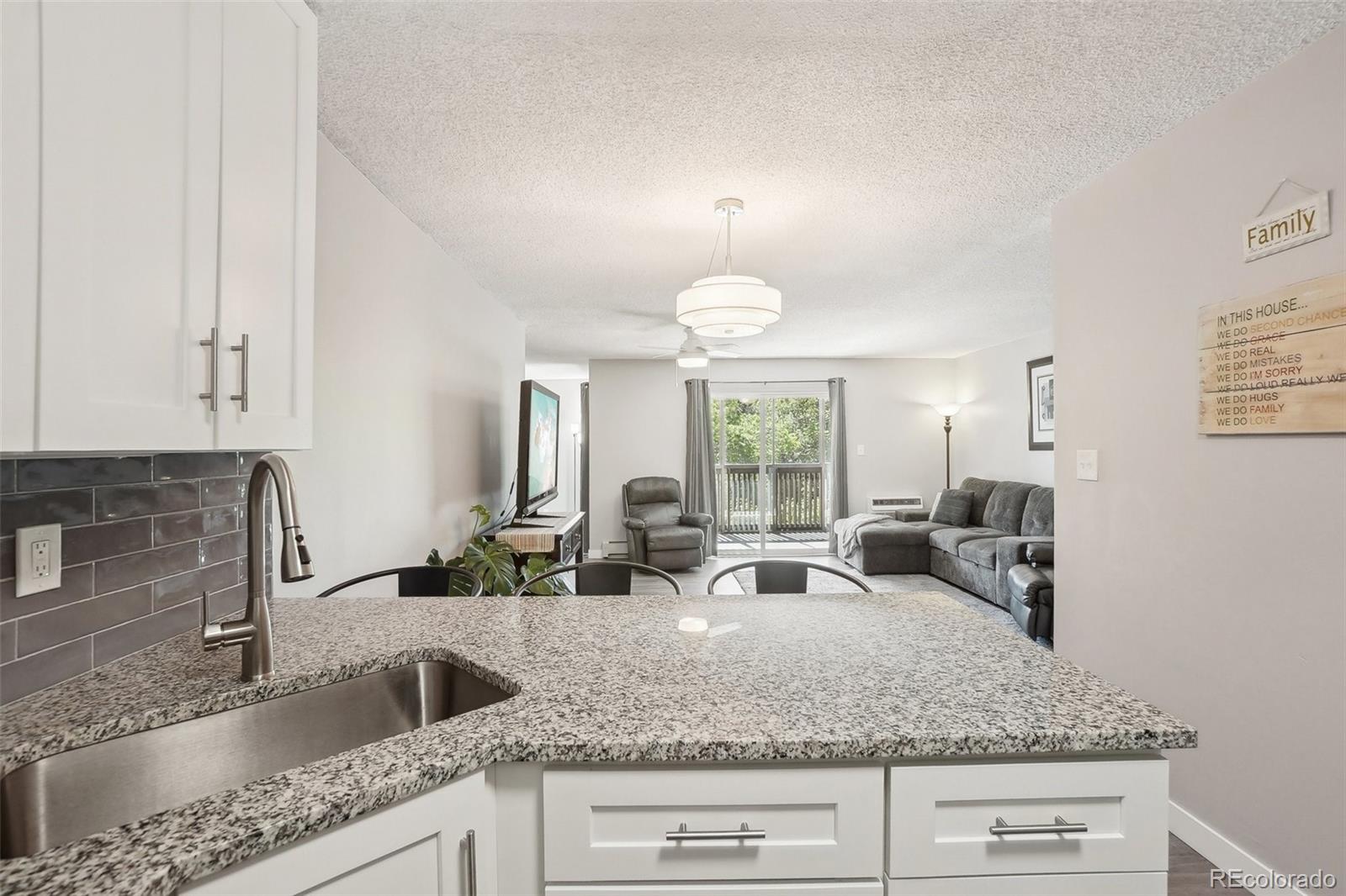 MLS Image #11 for 3465 s poplar street,denver, Colorado