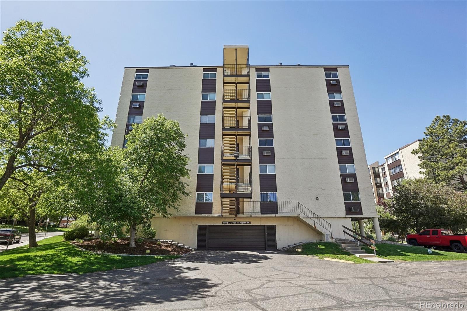 MLS Image #27 for 3465 s poplar street,denver, Colorado