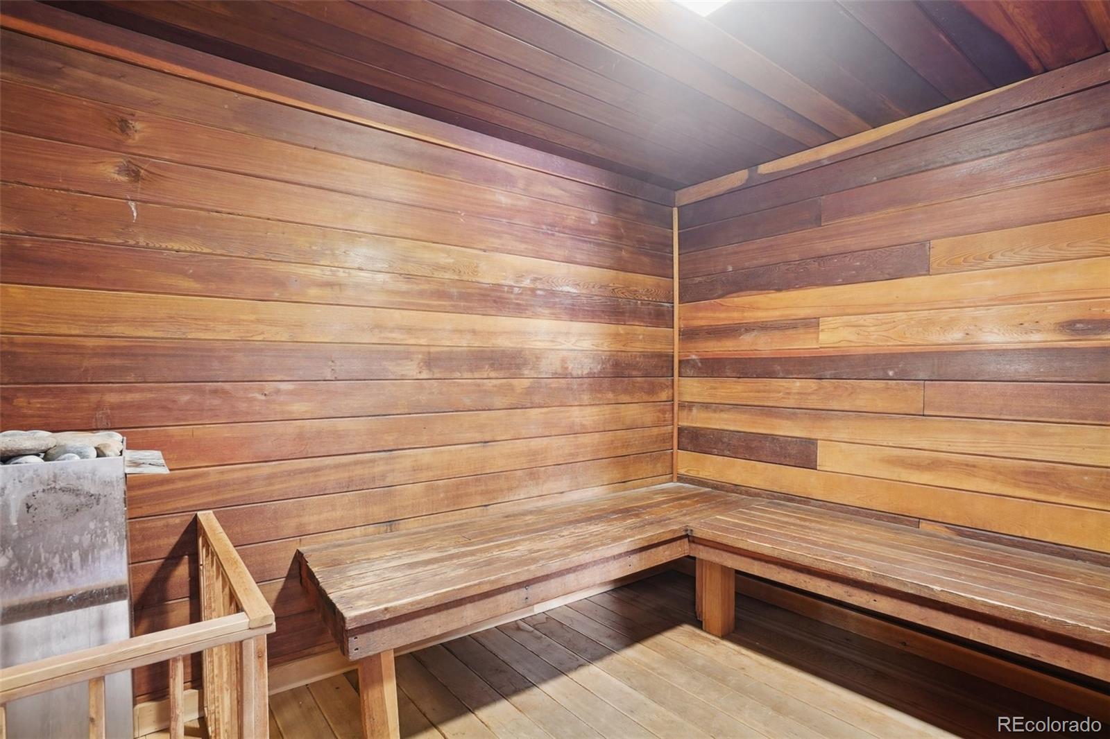 MLS Image #38 for 3465 s poplar street,denver, Colorado