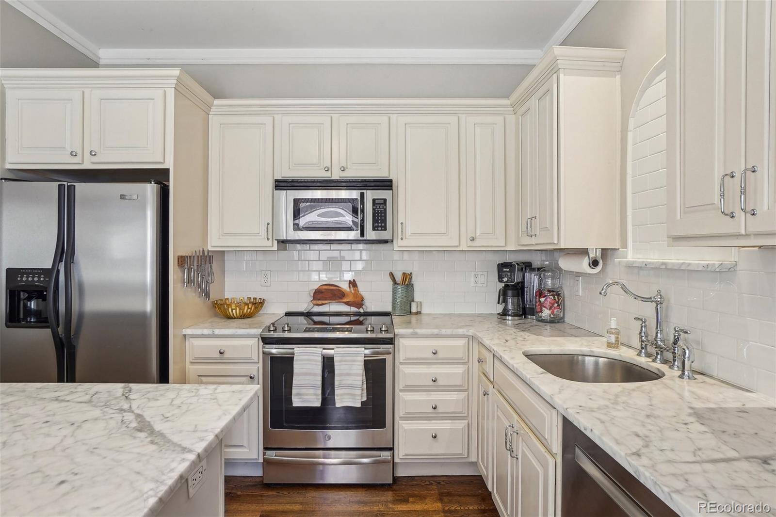 MLS Image #10 for 1176  gaylord street,denver, Colorado