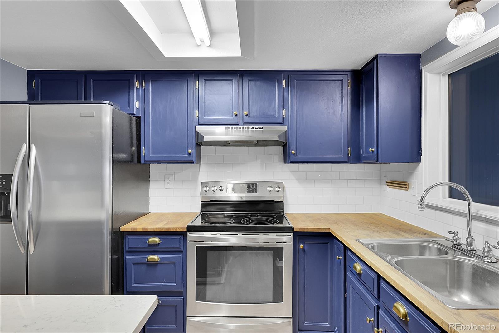 MLS Image #10 for 3510  sydney terrace,colorado springs, Colorado