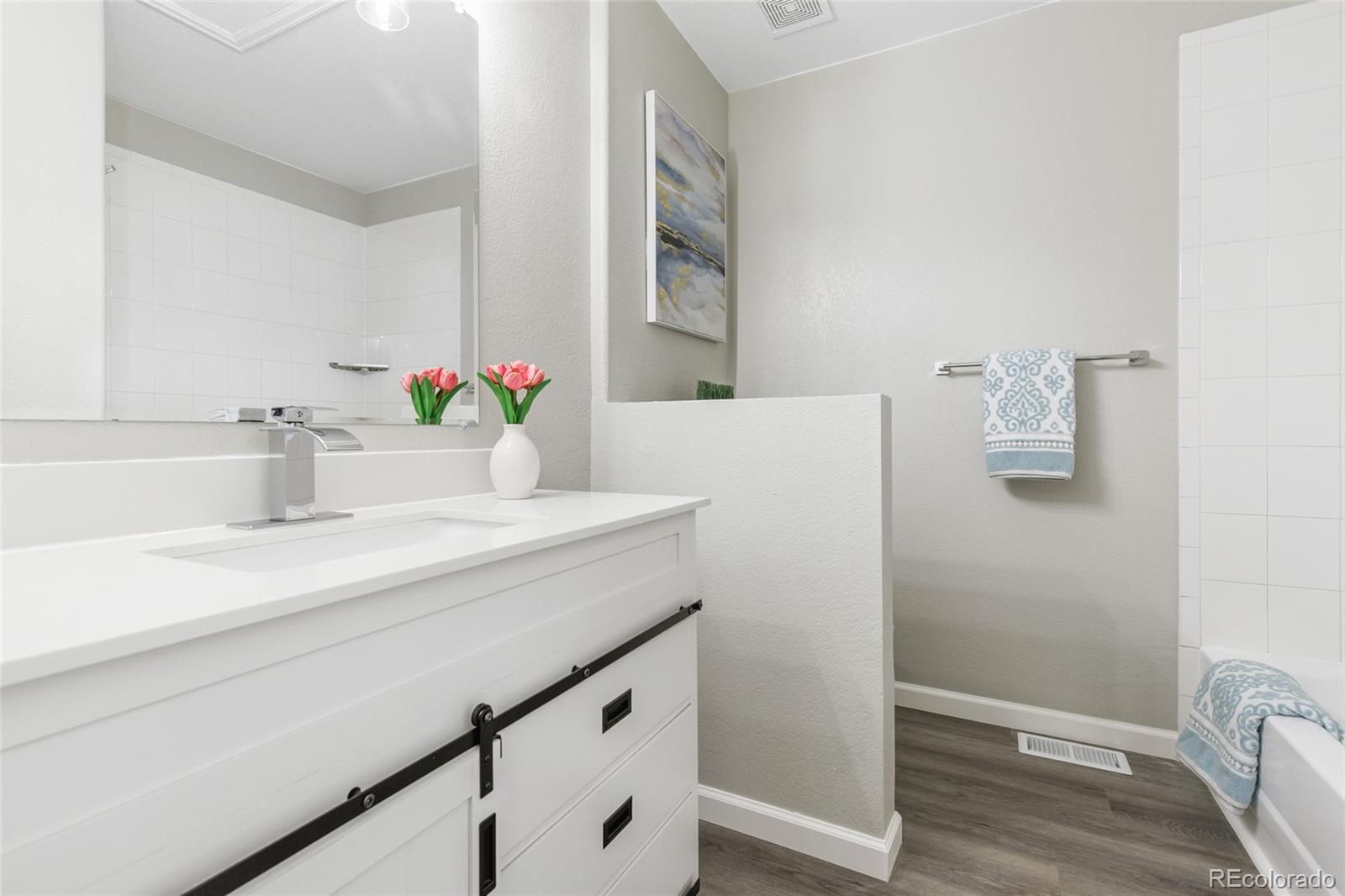 MLS Image #18 for 12558 e tennessee circle,aurora, Colorado