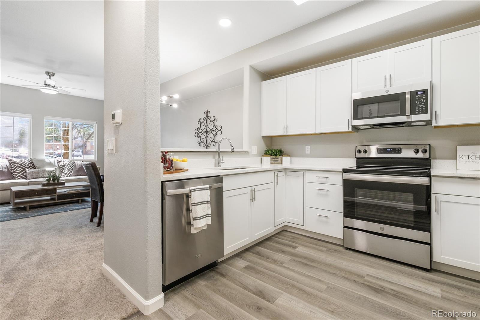 MLS Image #6 for 12558 e tennessee circle,aurora, Colorado
