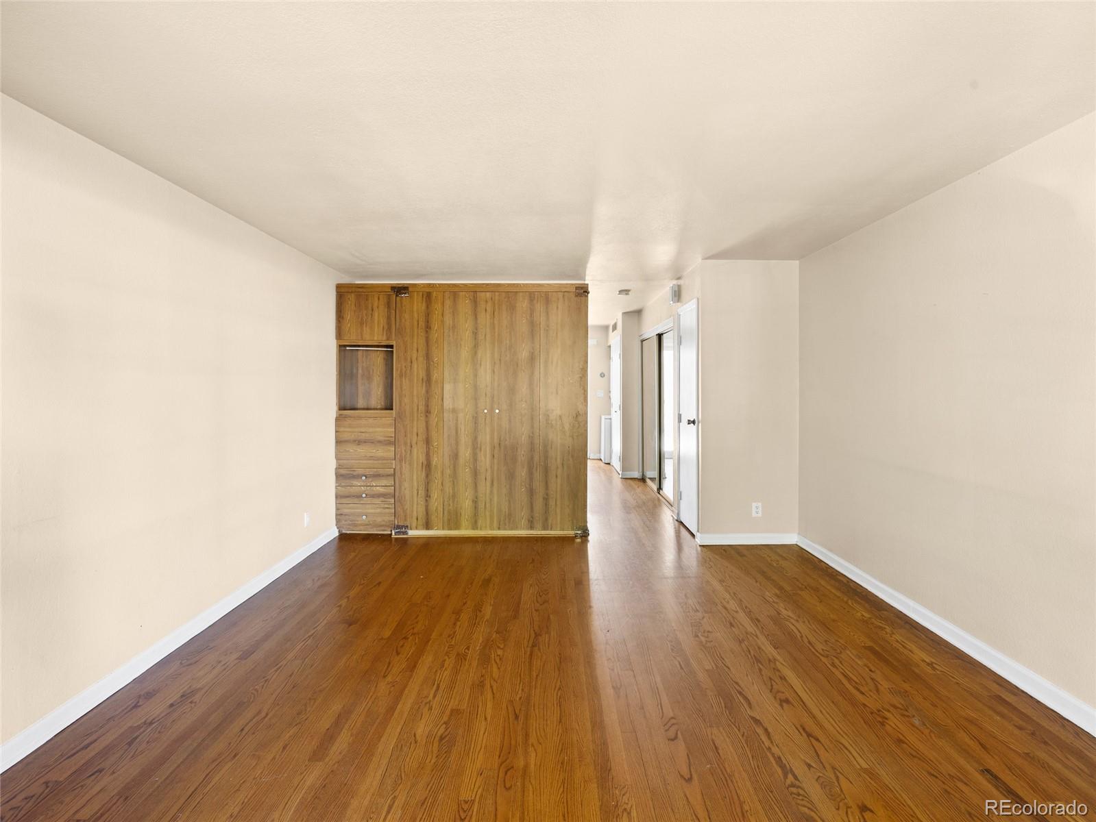 MLS Image #3 for 61 s sable boulevard,aurora, Colorado