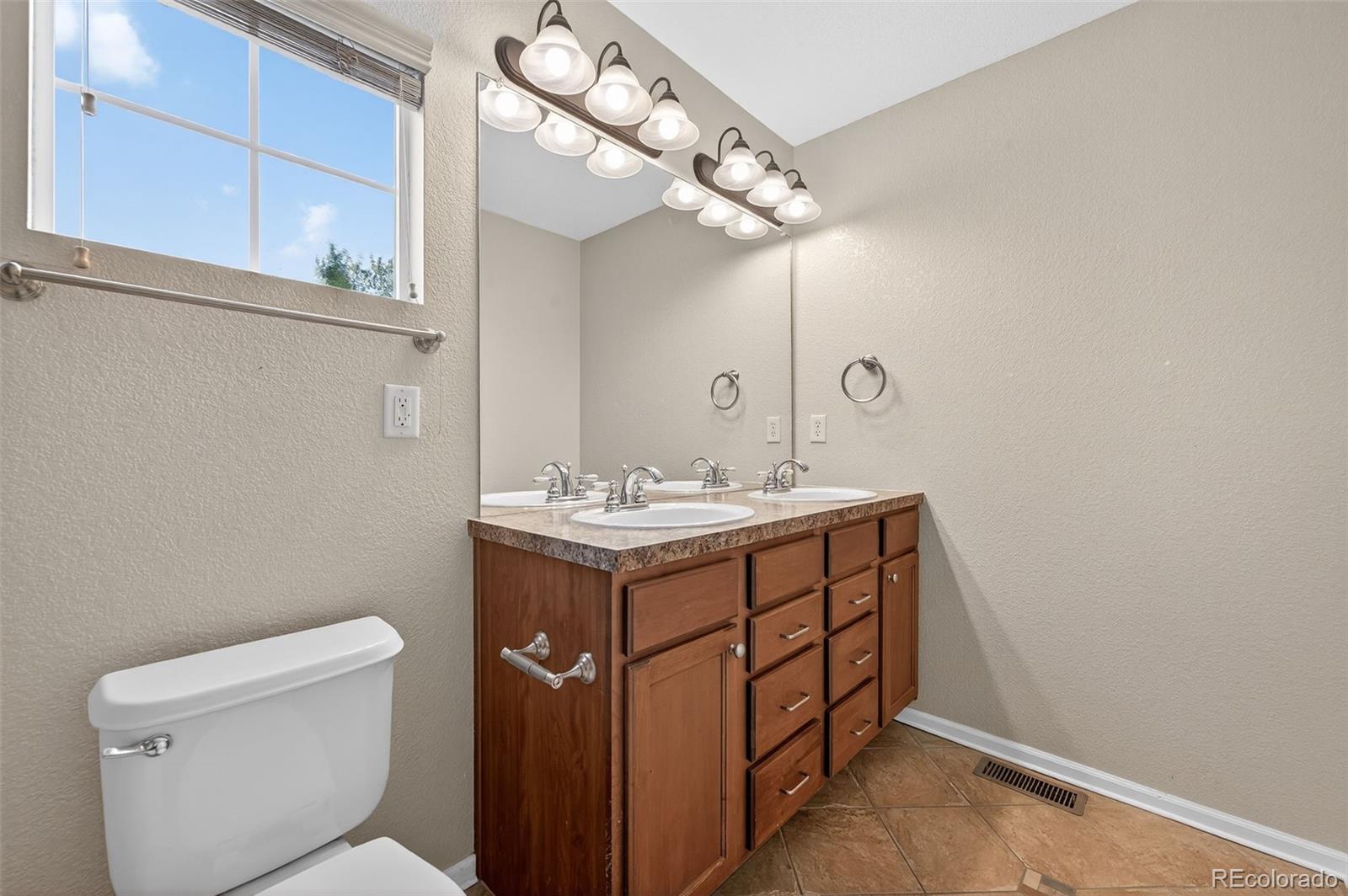 MLS Image #27 for 14620  prairie sky lane,broomfield, Colorado