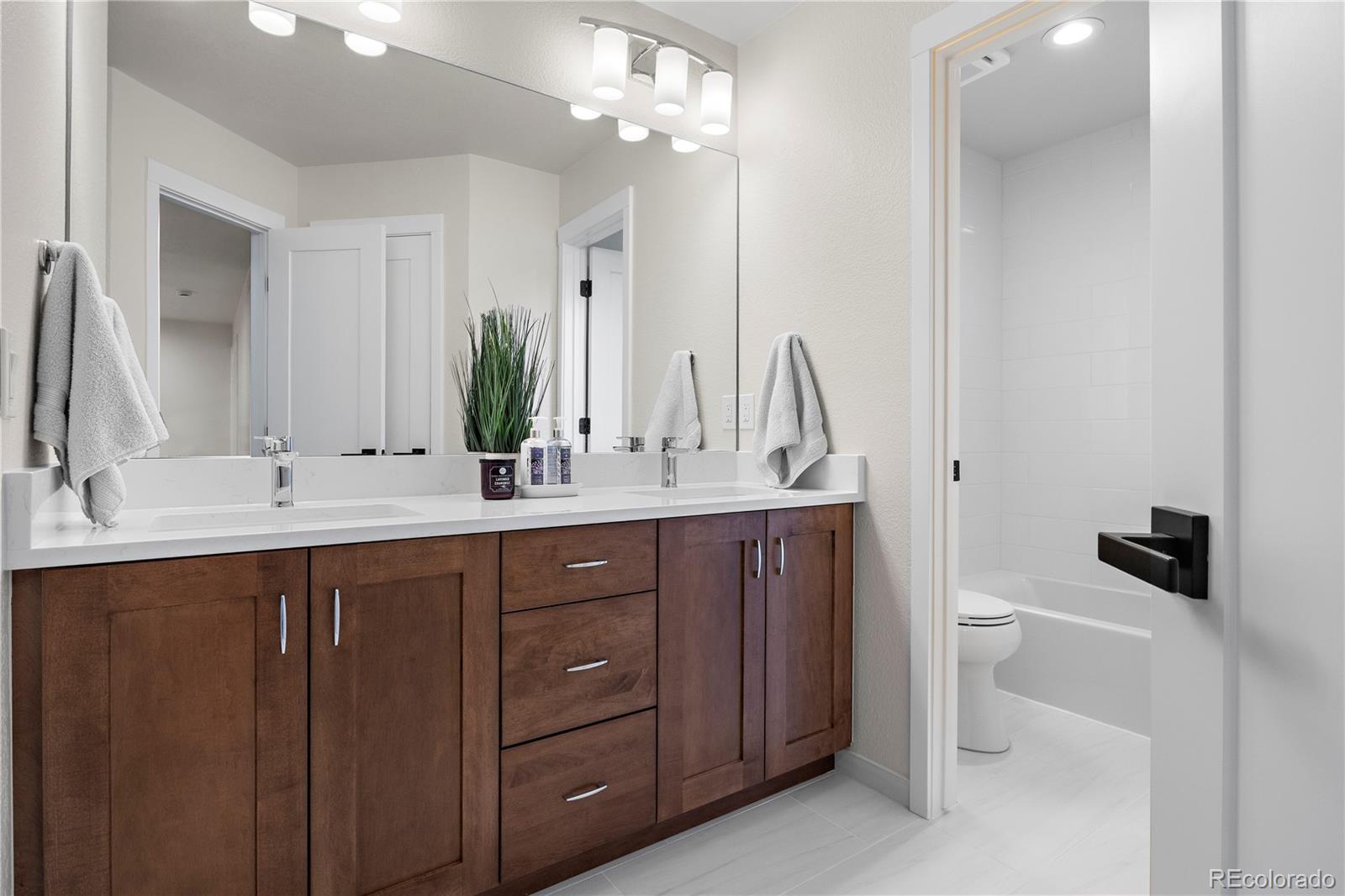 MLS Image #15 for 10  summit ash ,littleton, Colorado
