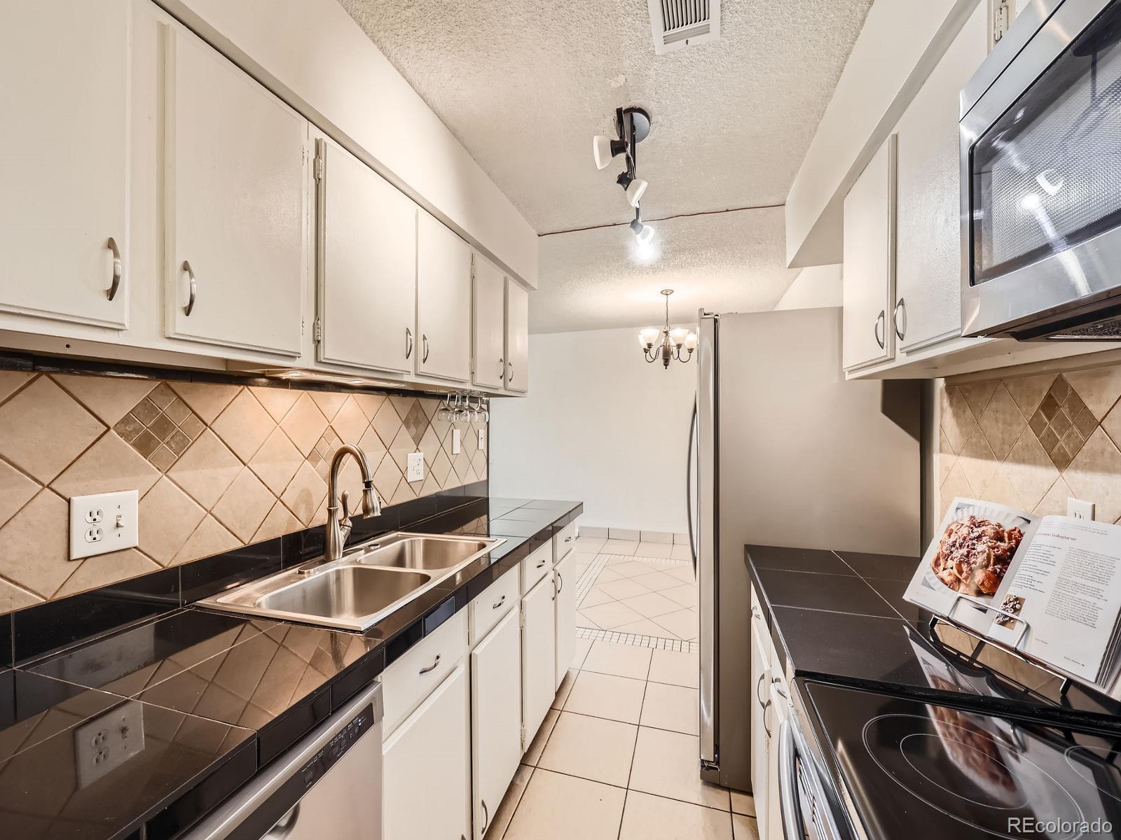 MLS Image #5 for 7755 e quincy avenue,denver, Colorado