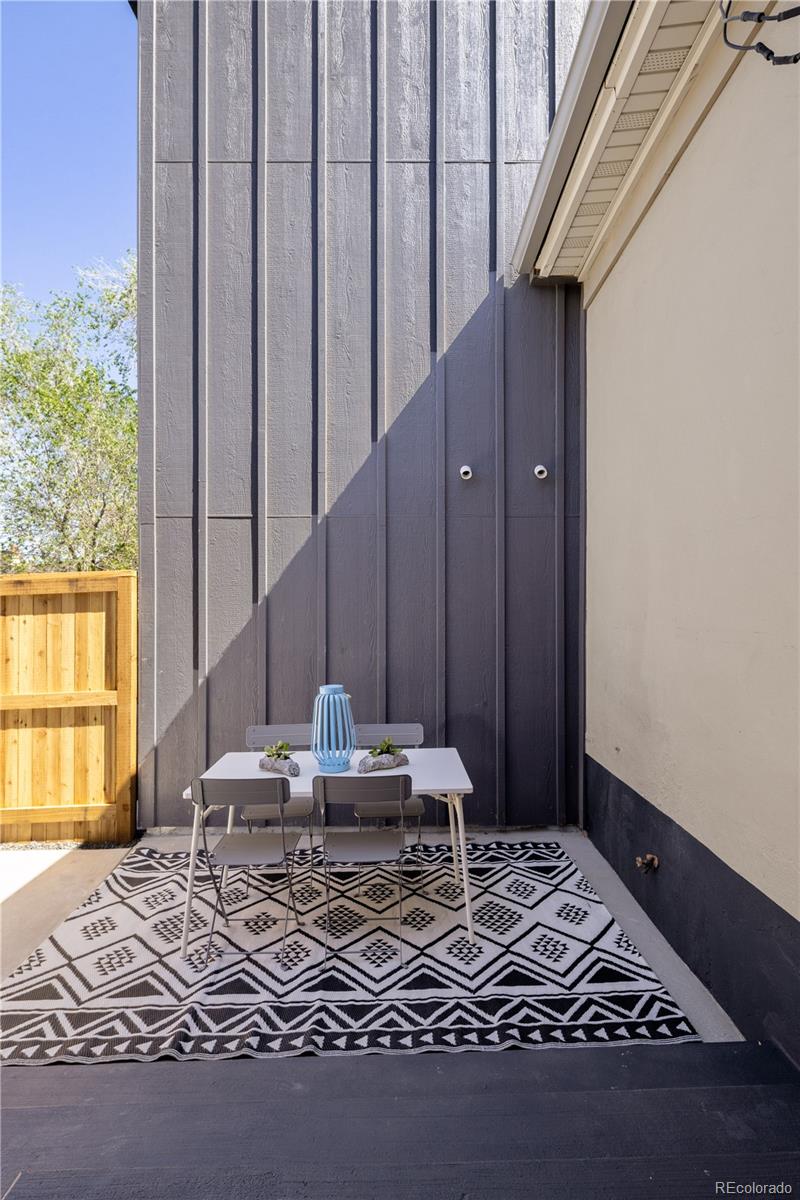 MLS Image #29 for 2355 n emerson street,denver, Colorado