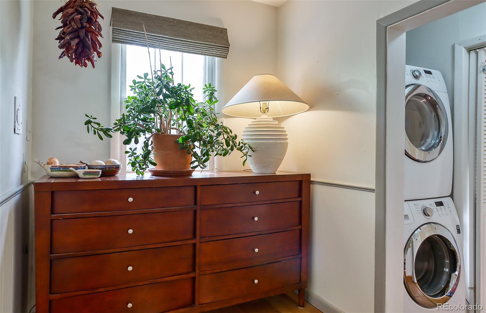 MLS Image #14 for 2083 w arbor avenue,littleton, Colorado