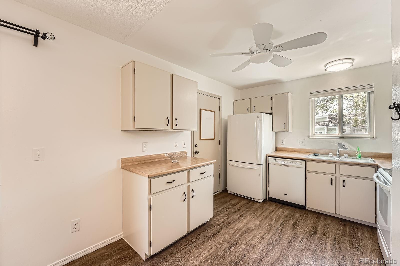 MLS Image #8 for 16149 e rice place,aurora, Colorado