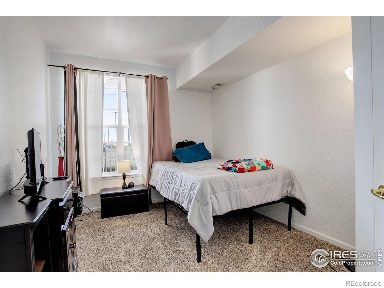 MLS Image #13 for 5723 n gibralter way,aurora, Colorado