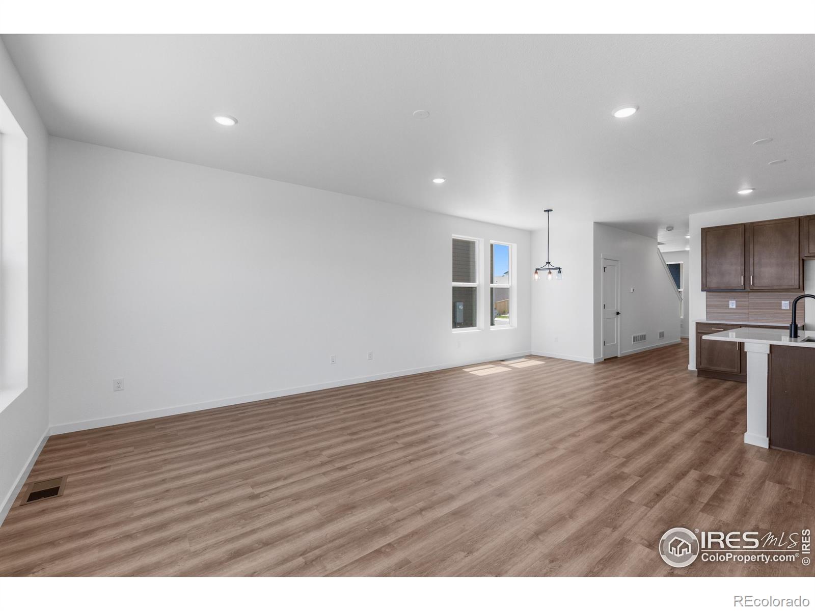MLS Image #11 for 725  muturu road,johnstown, Colorado