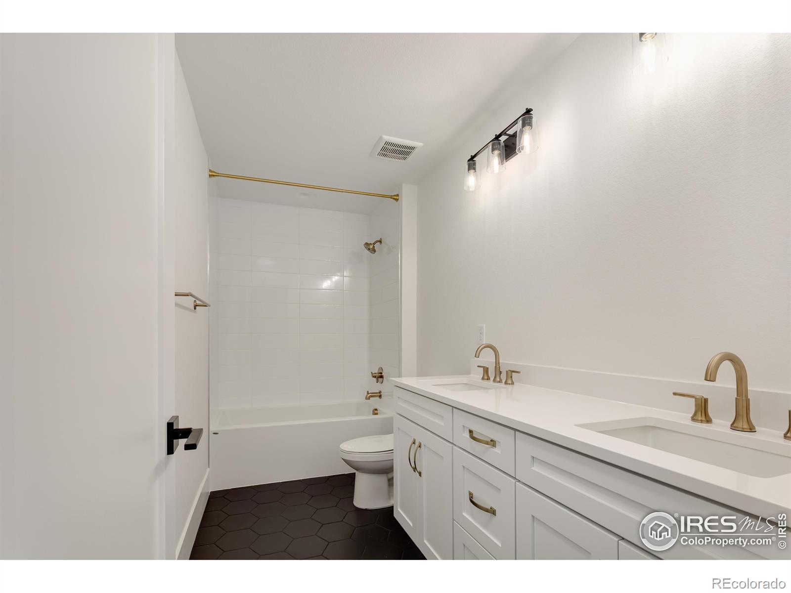 MLS Image #18 for 1611  poplar drive,erie, Colorado
