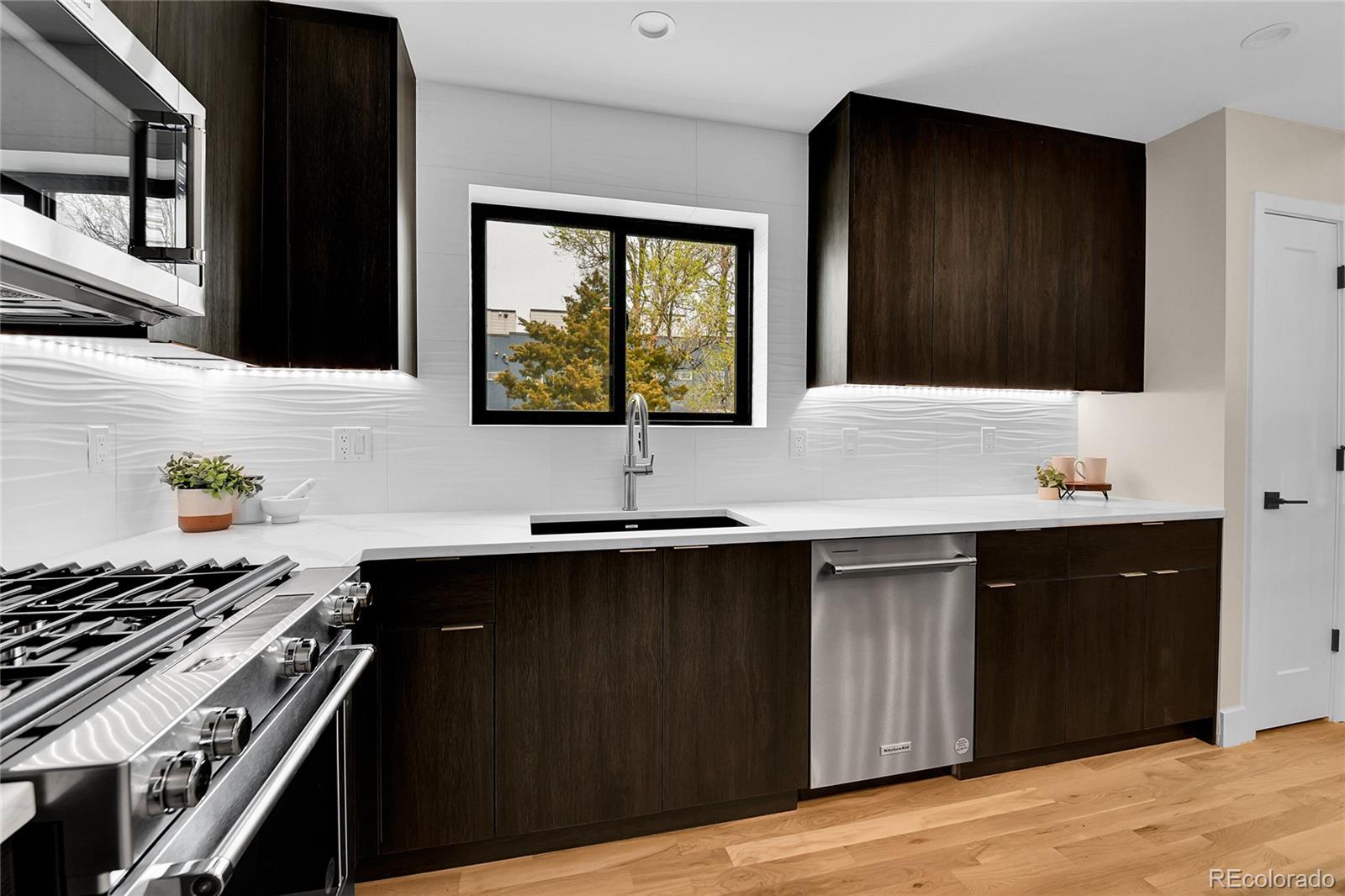 MLS Image #7 for 2164 s ash street,denver, Colorado