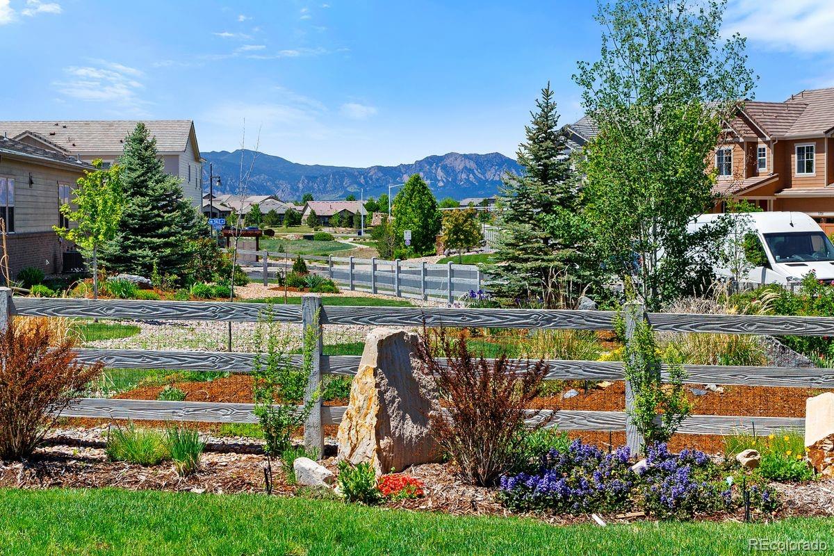 MLS Image #38 for 16069  pikes peak drive,broomfield, Colorado