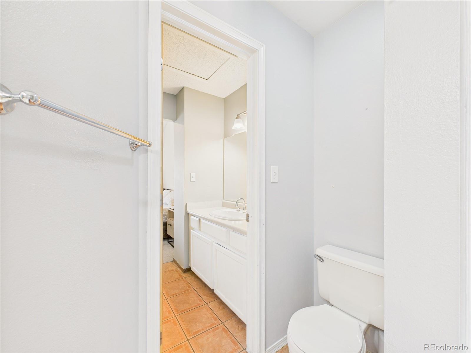 MLS Image #11 for 2007 s balsam street,lakewood, Colorado