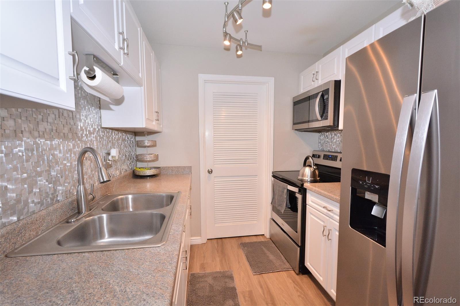 MLS Image #18 for 2761  hearthwood lane,colorado springs, Colorado