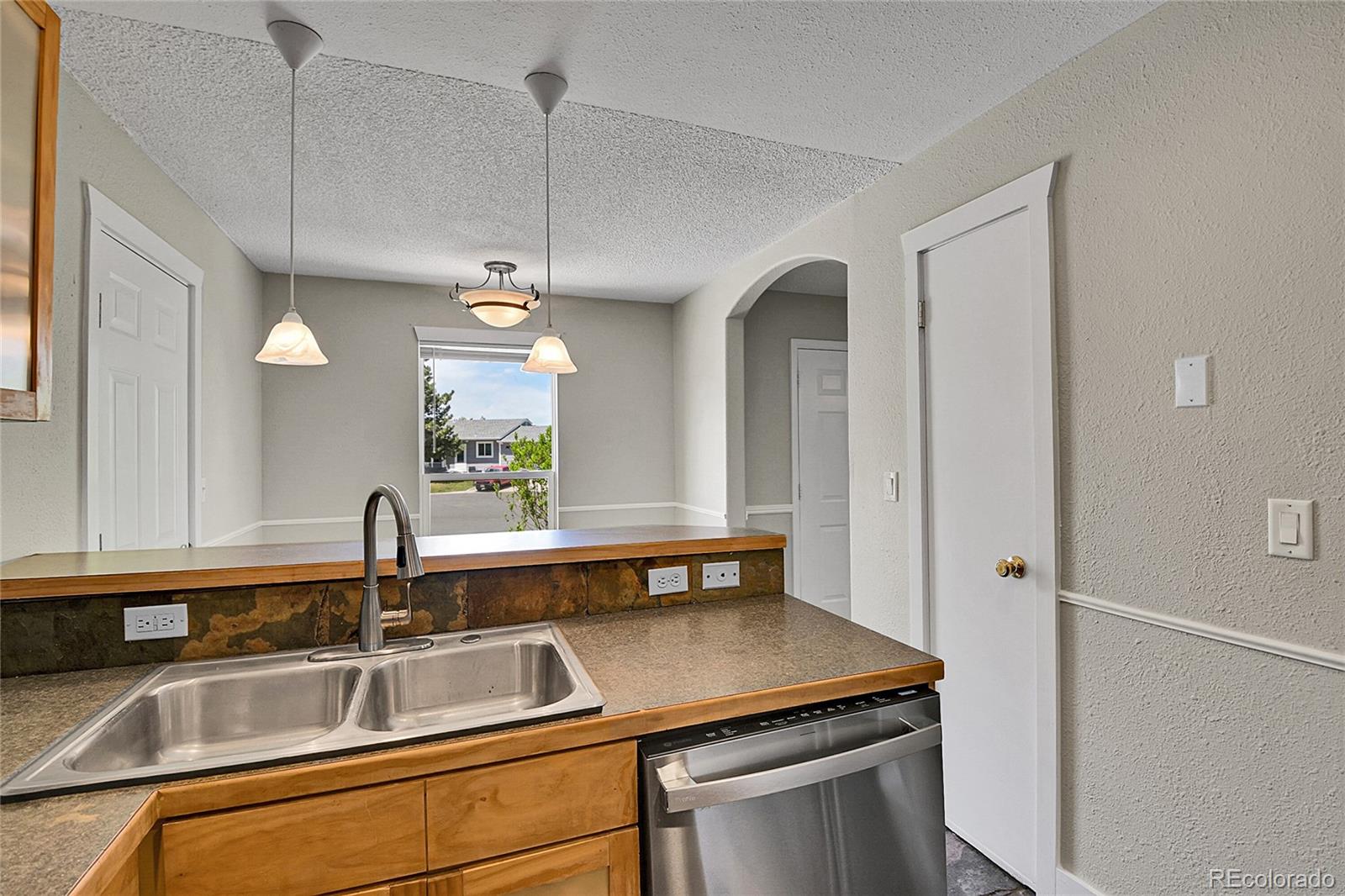 MLS Image #14 for 8848  prickly pear circle,parker, Colorado