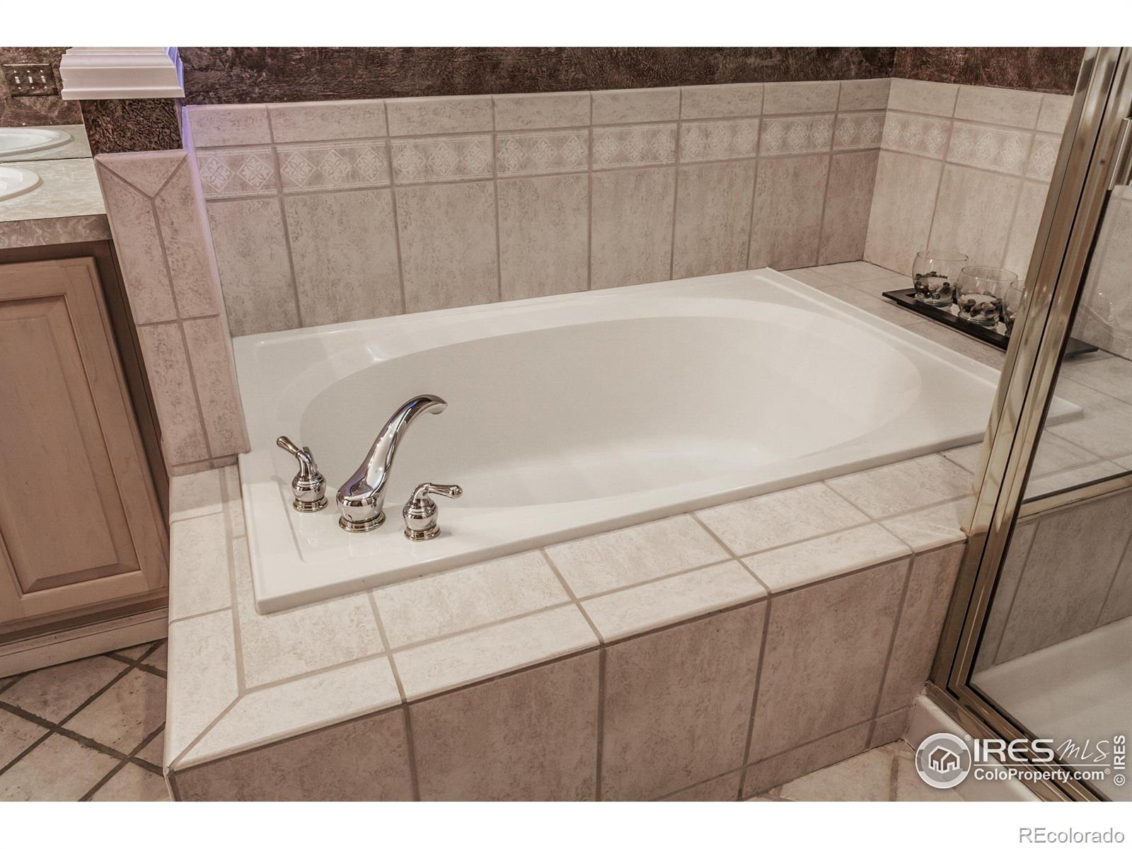 MLS Image #18 for 2409  rock creek drive,fort collins, Colorado