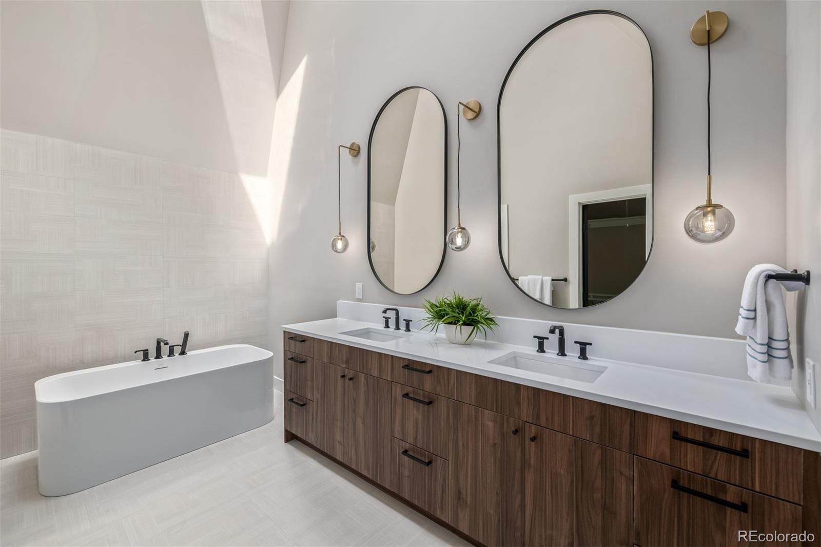 MLS Image #22 for 5951 s akron way,greenwood village, Colorado