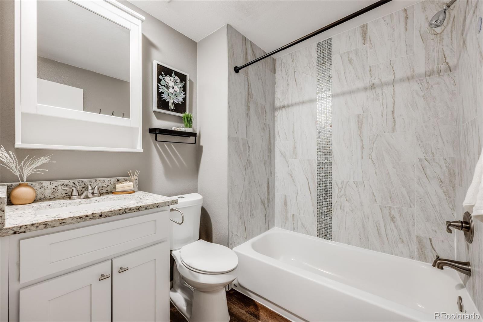 MLS Image #18 for 1349  race street,denver, Colorado