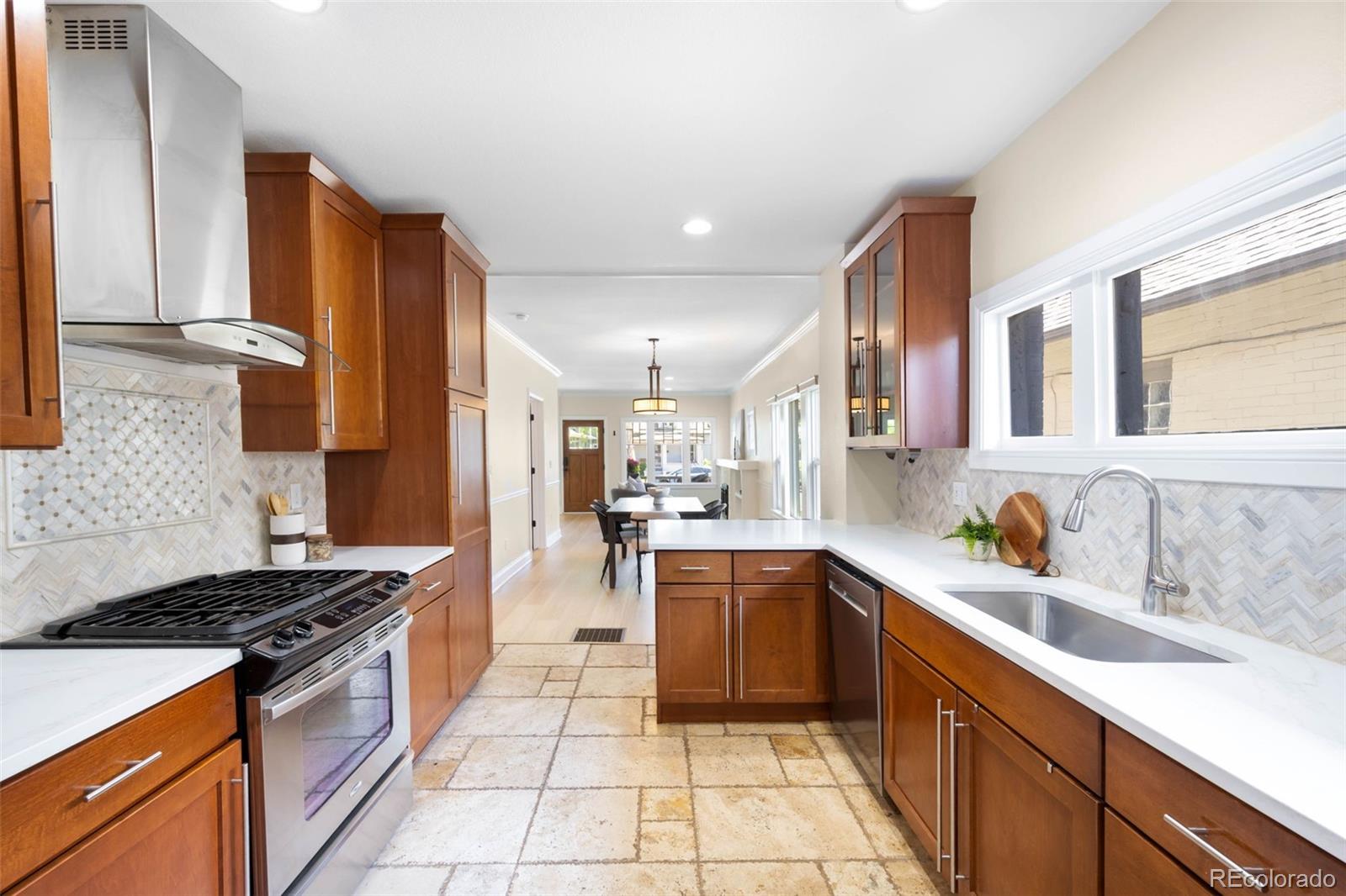 MLS Image #14 for 1469 s lincoln street,denver, Colorado
