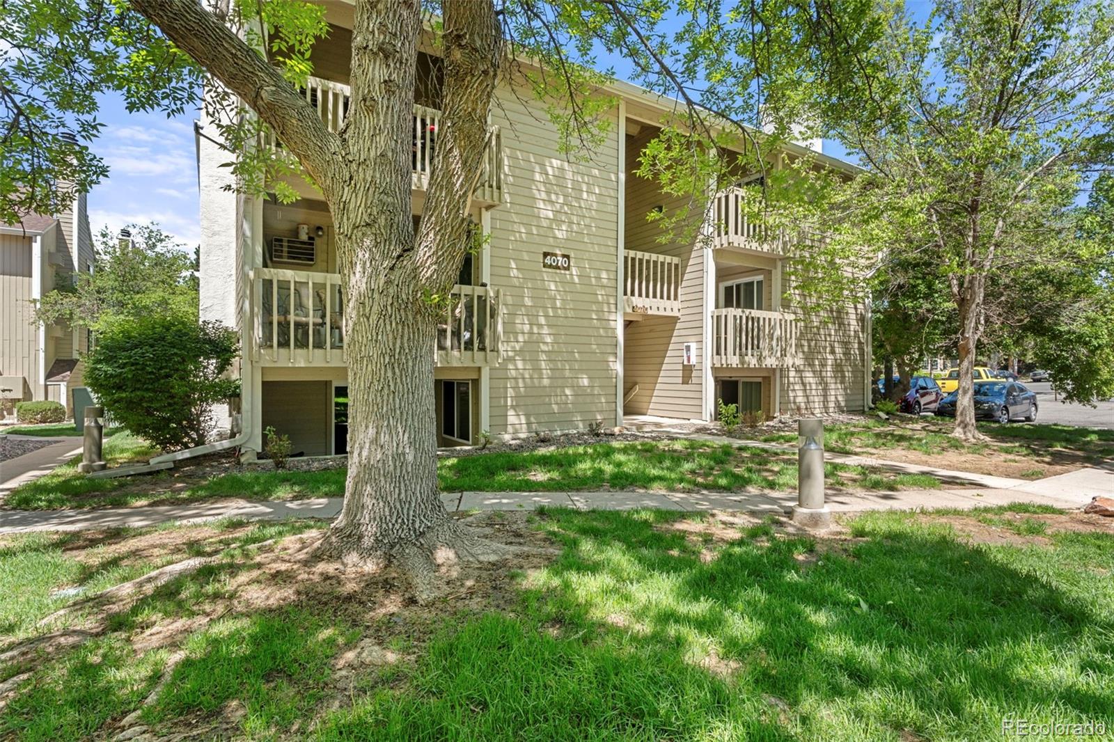 MLS Image #1 for 4070 s atchison way,aurora, Colorado