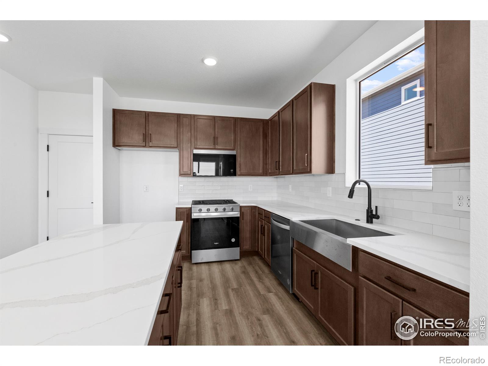 MLS Image #13 for 737  muturu road,johnstown, Colorado