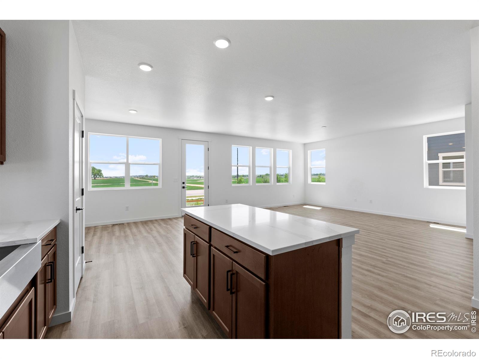 MLS Image #18 for 737  muturu road,johnstown, Colorado