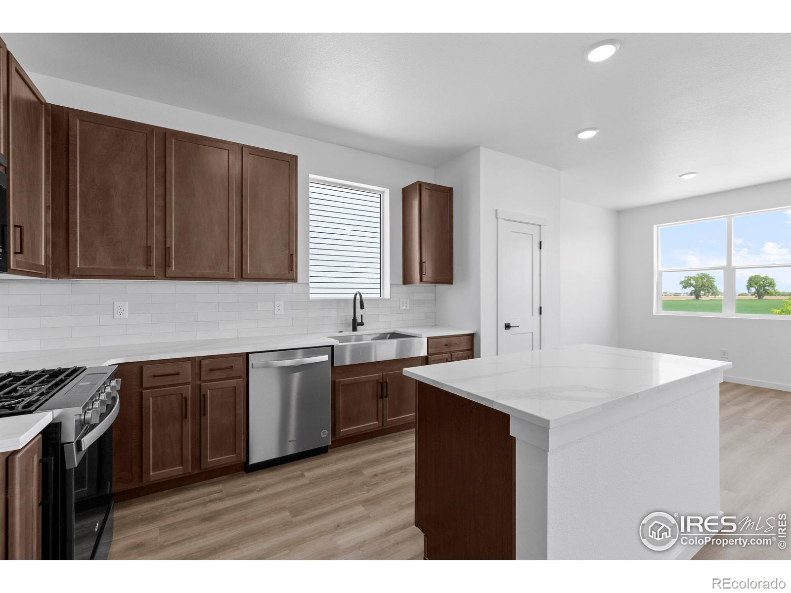 MLS Image #19 for 737  muturu road,johnstown, Colorado