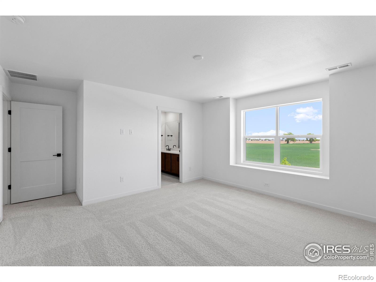 MLS Image #21 for 737  muturu road,johnstown, Colorado
