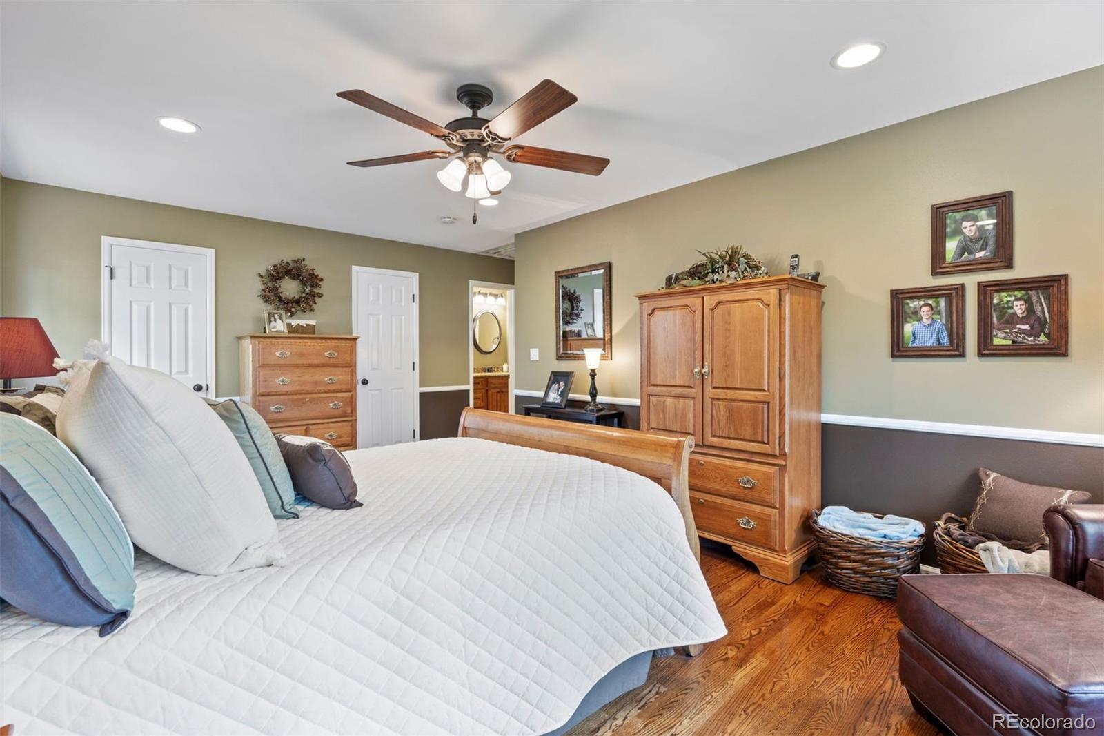 MLS Image #22 for 7881 s ivy court,centennial, Colorado
