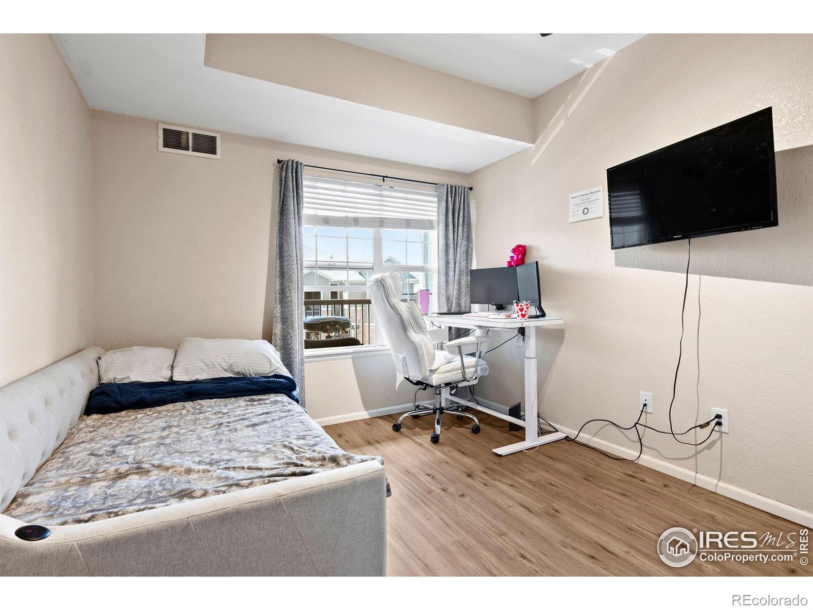 MLS Image #12 for 3095  blue sky circle,erie, Colorado