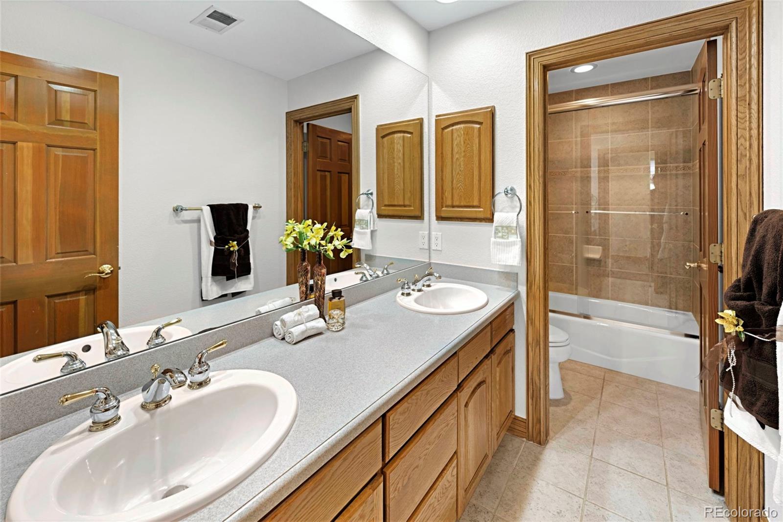 MLS Image #26 for 2595 s harlan court,lakewood, Colorado
