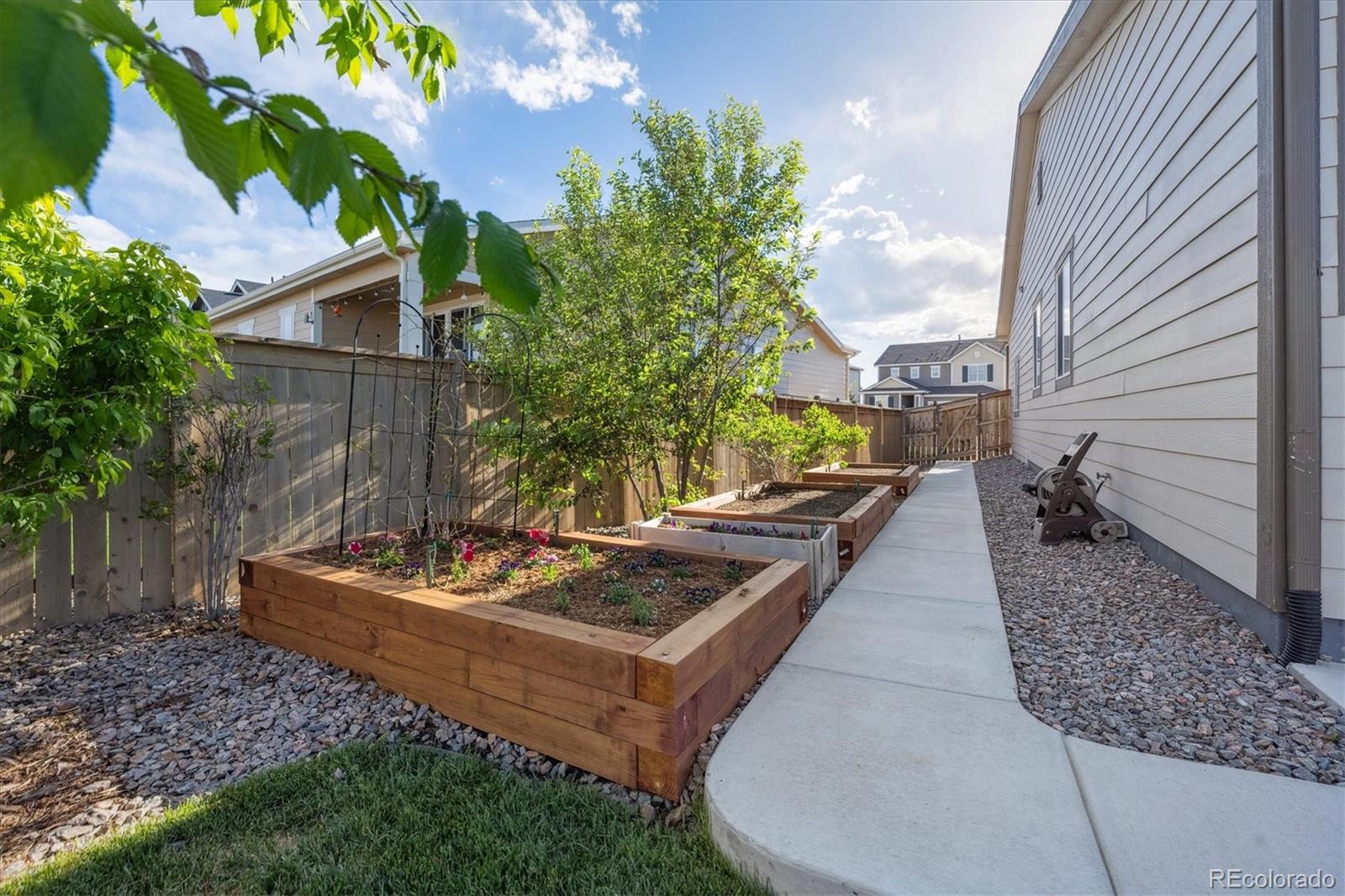 MLS Image #15 for 27957 e 9th drive,aurora, Colorado