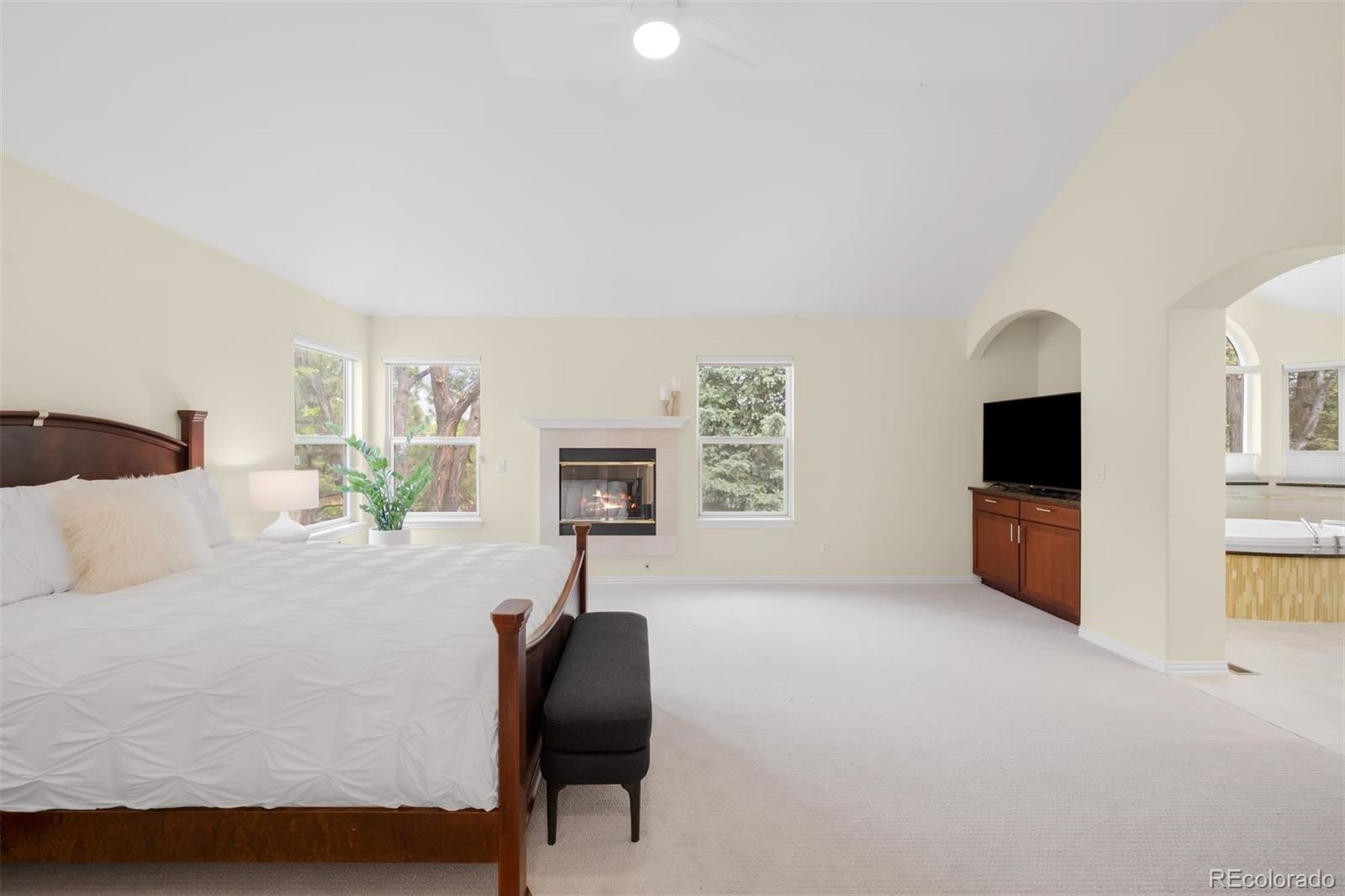 MLS Image #8 for 6274 s iola court,englewood, Colorado
