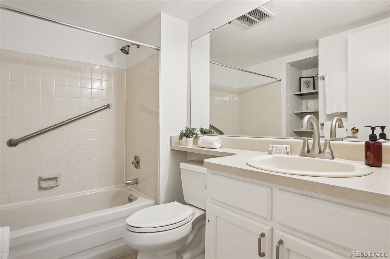 MLS Image #14 for 8335  fairmount drive,denver, Colorado