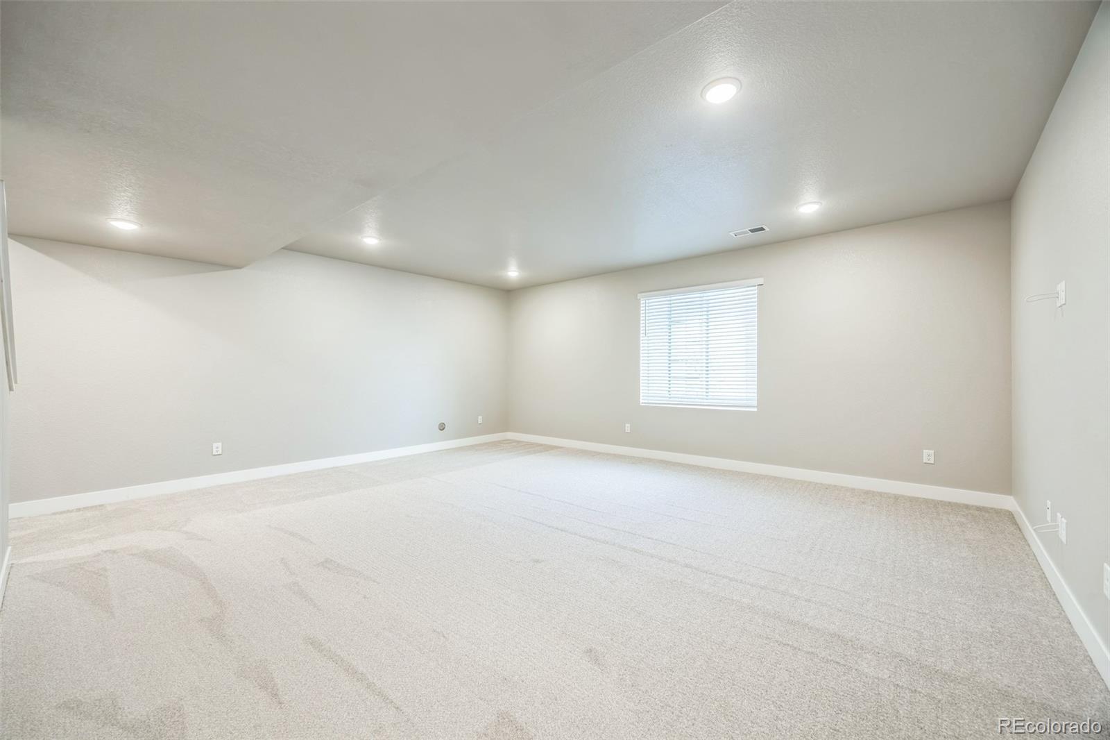 MLS Image #21 for 12574  lake view street,longmont, Colorado