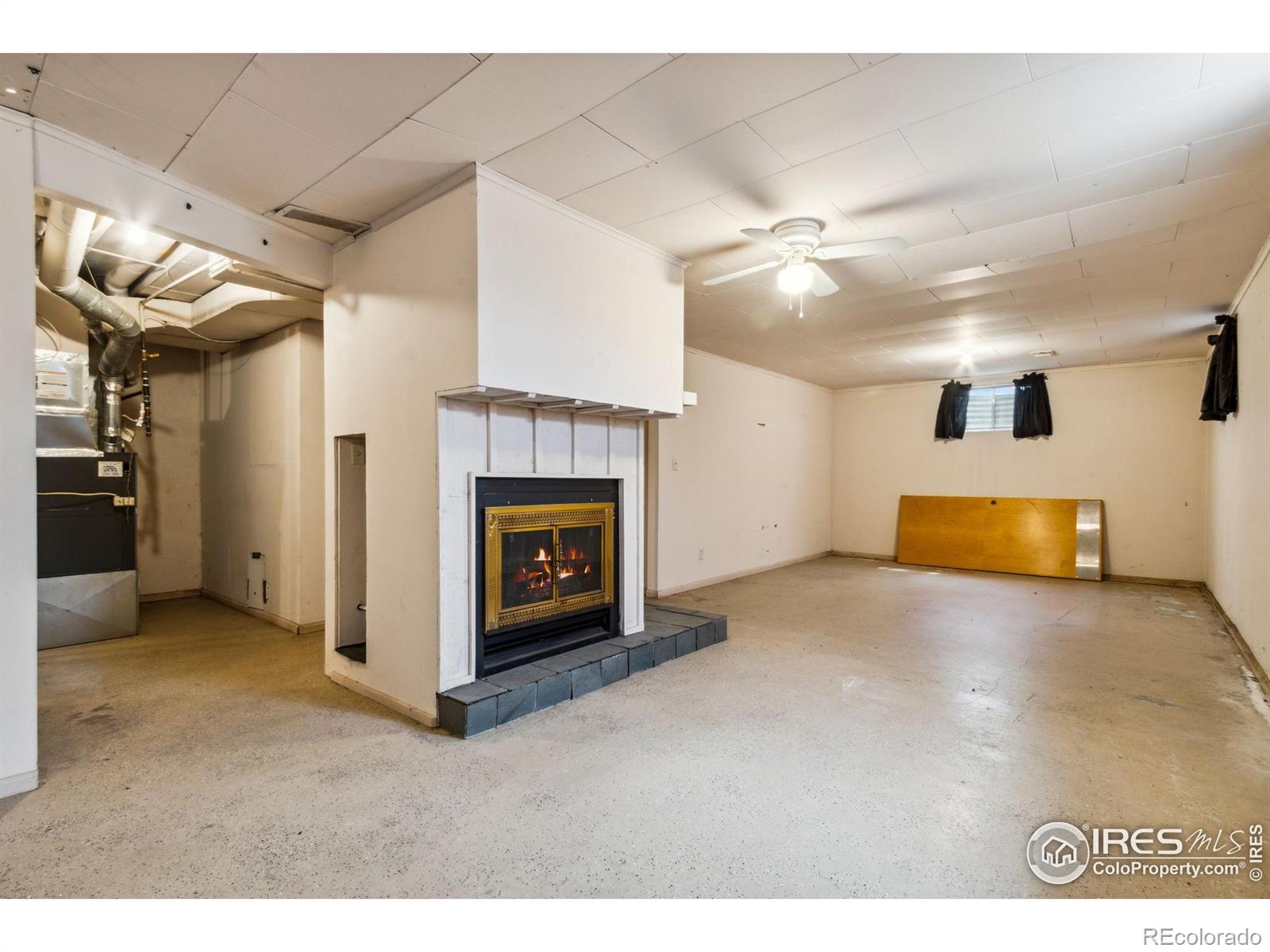 MLS Image #14 for 928 w lake street,fort collins, Colorado