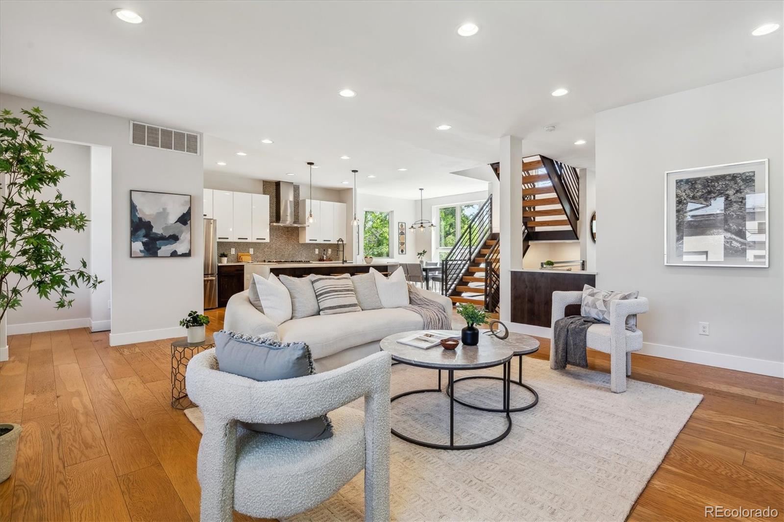 MLS Image #10 for 1911 s lafayette street,denver, Colorado