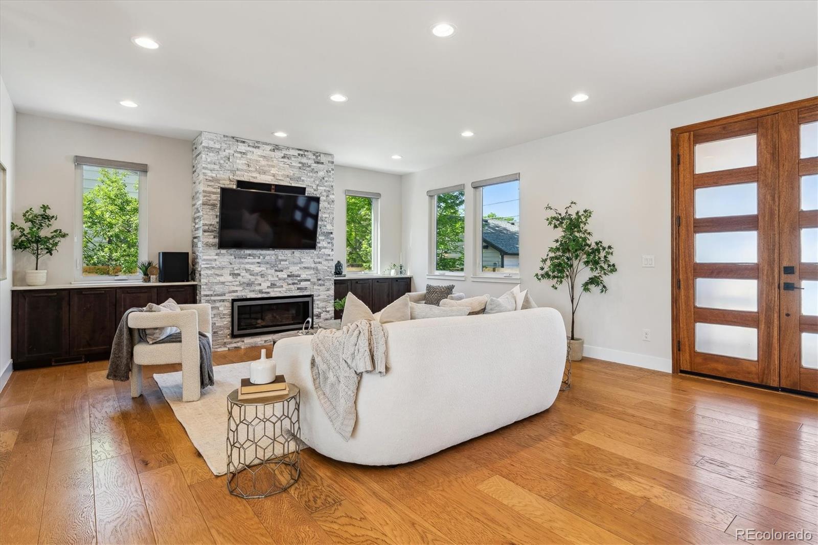 MLS Image #7 for 1911 s lafayette street,denver, Colorado