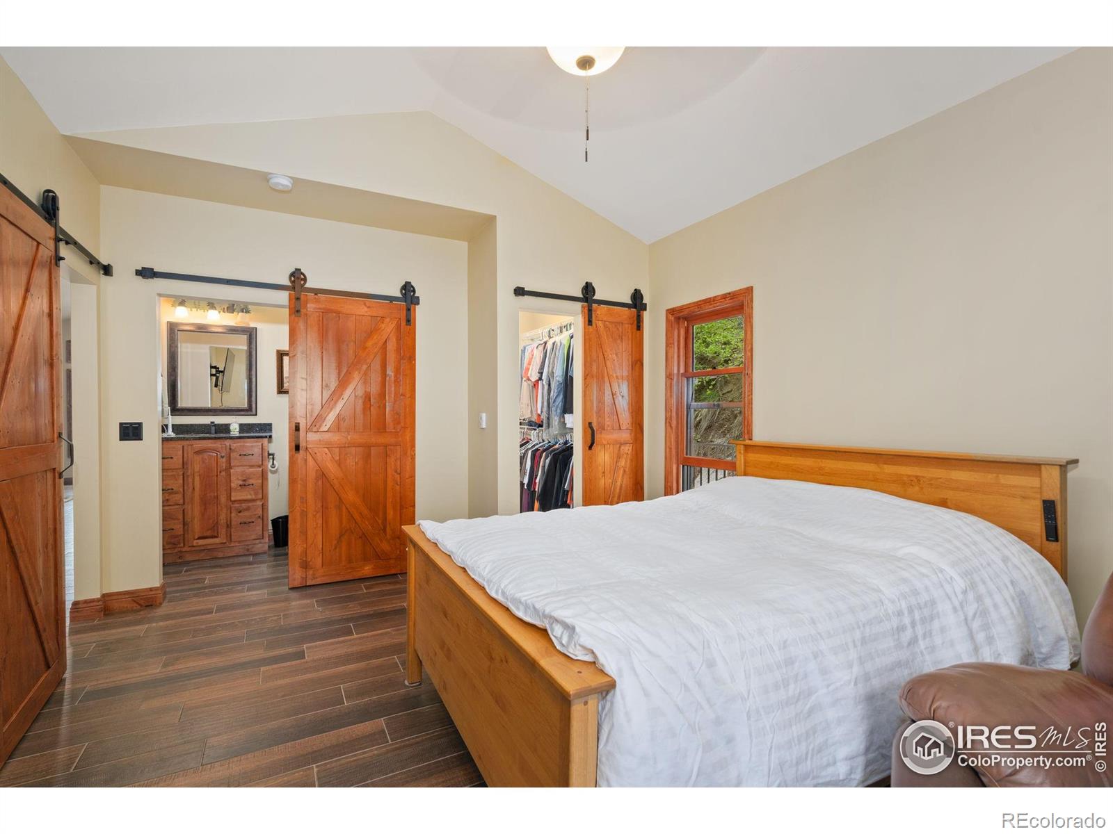 MLS Image #14 for 200  falls creek drive,bellvue, Colorado