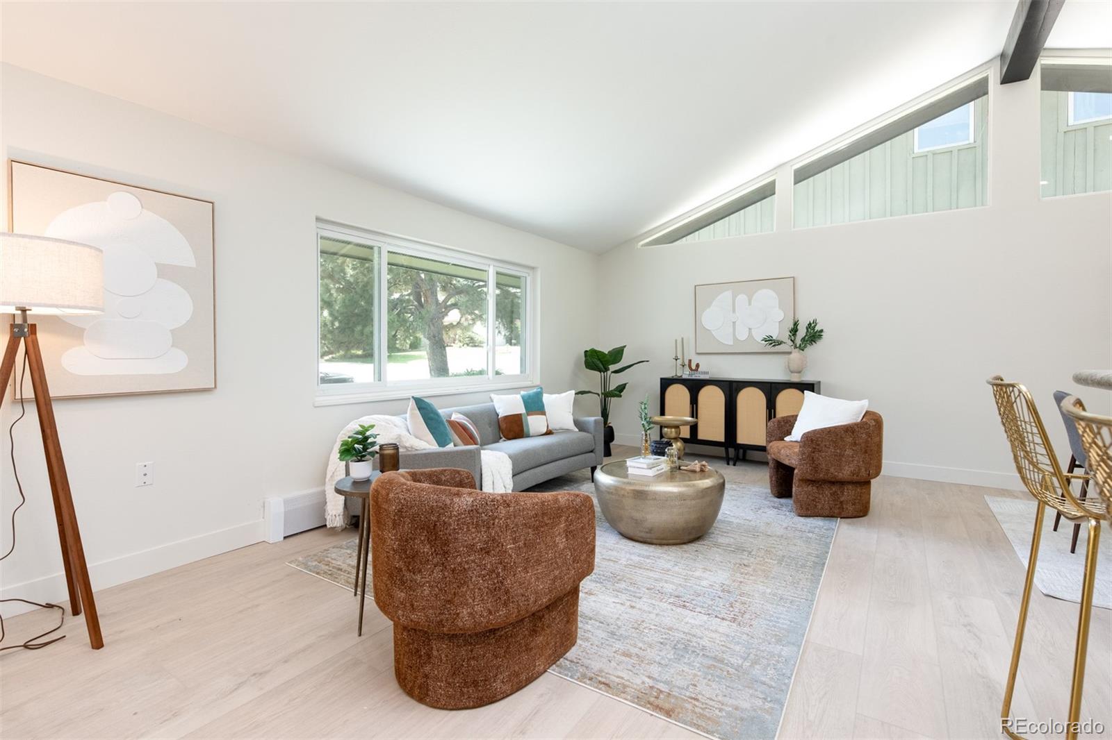 MLS Image #3 for 7453 e jefferson drive,denver, Colorado