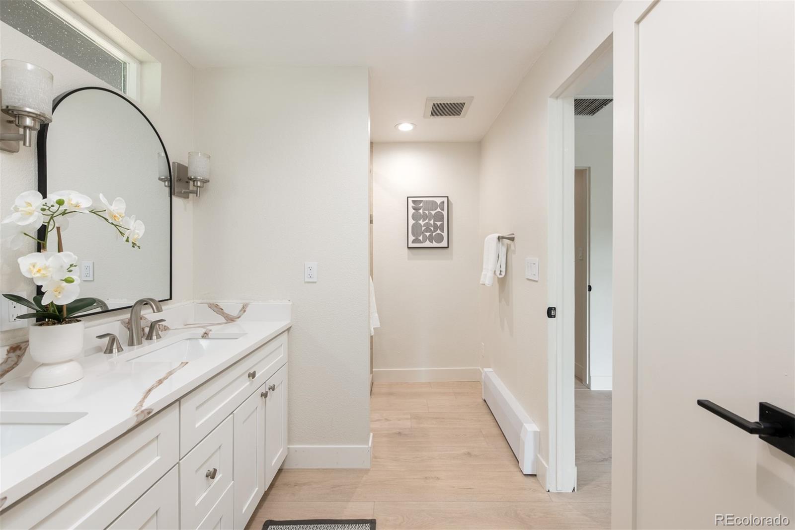MLS Image #30 for 7453 e jefferson drive,denver, Colorado