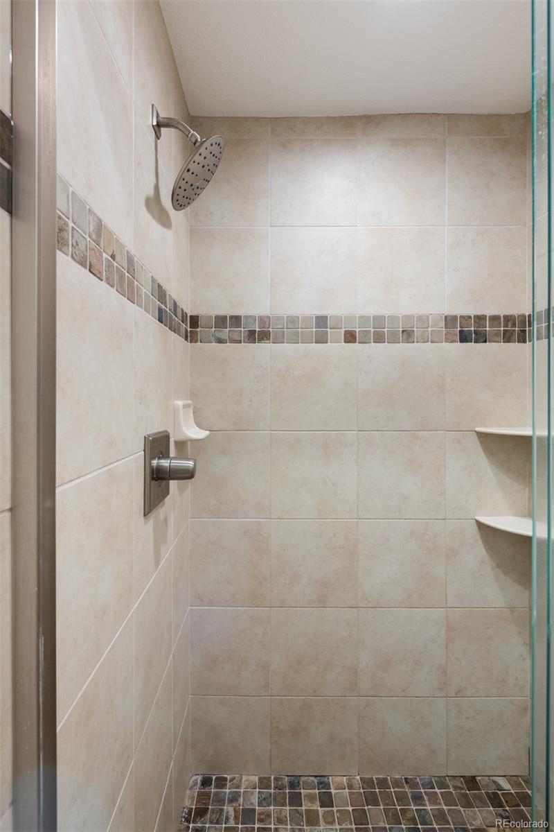 MLS Image #31 for 7453 e jefferson drive,denver, Colorado