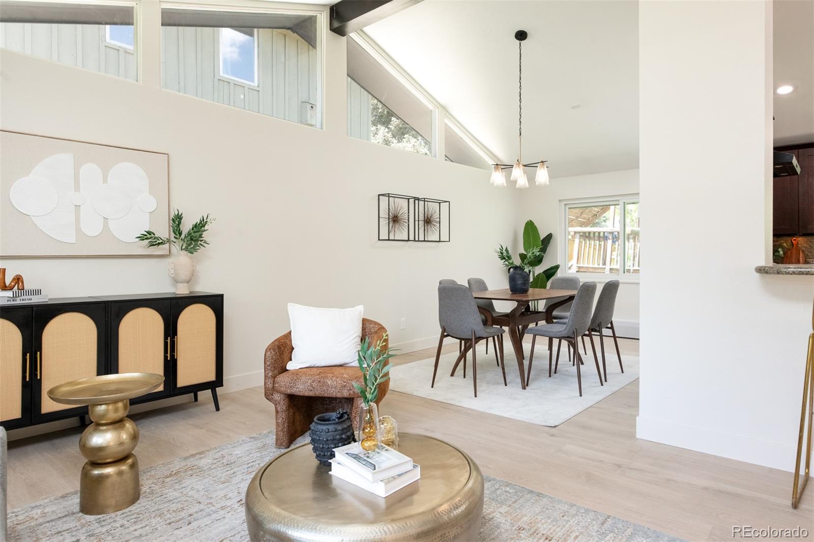 MLS Image #6 for 7453 e jefferson drive,denver, Colorado